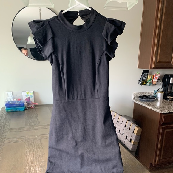 Lulus black backless dress - Picture 4 of 9